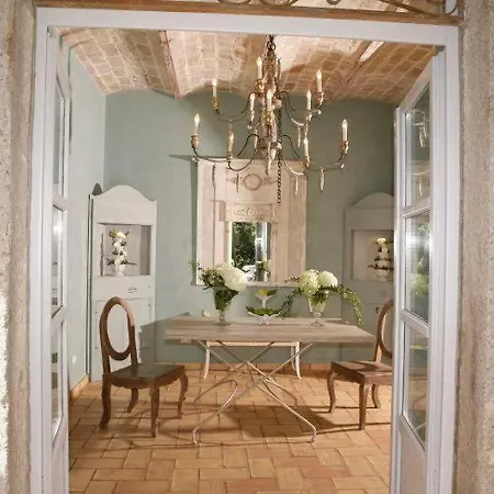 Villa Sleeps 23