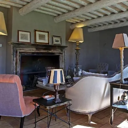 Villa Sleeps 23