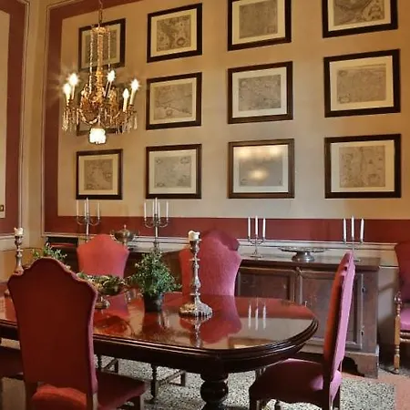 Sleeps 23 Villa *